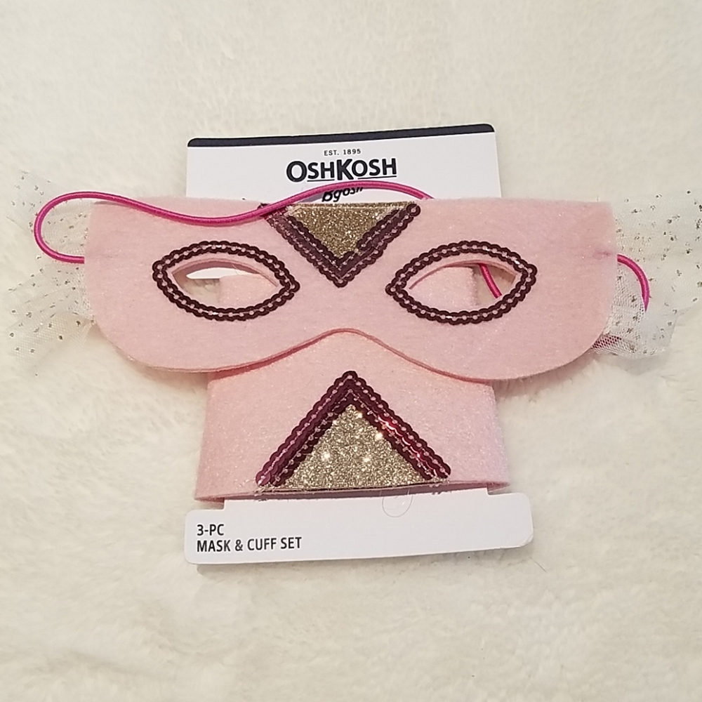 OshKosh Bgosh Mask & Cuff Set